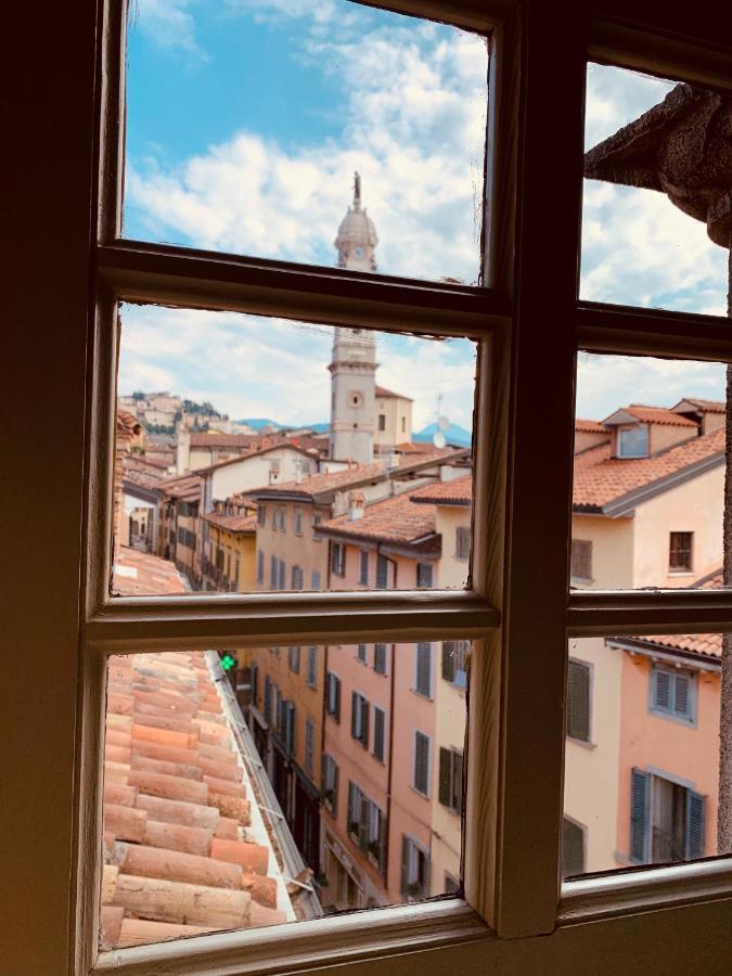 B&B Bonjour Bergamo Bagian luar foto